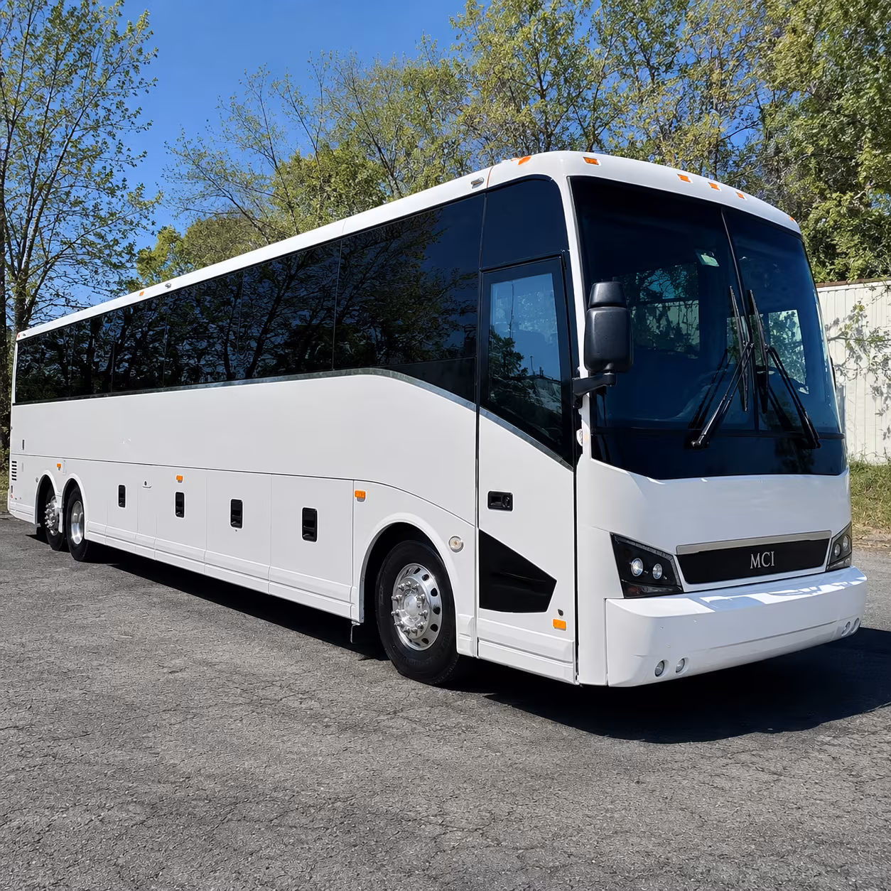 recurring corporate shuttle routes built around your clarksville schedule