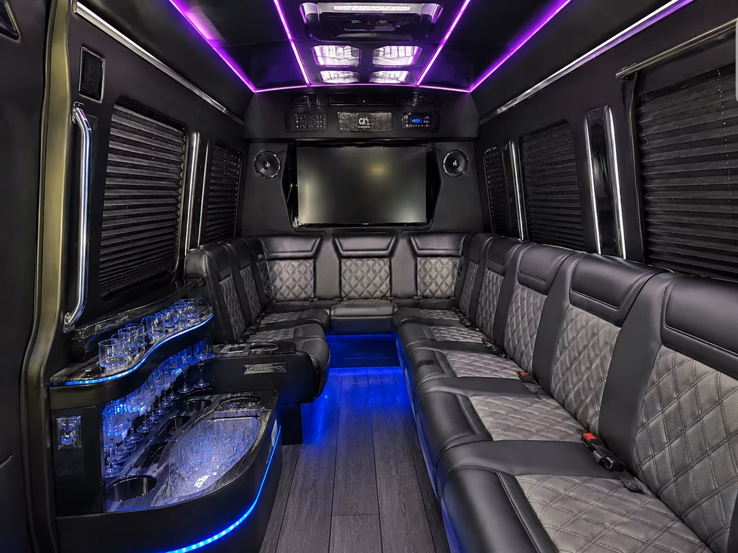 what makes clarksvillecharterbusservices com the easiest way to book concert transportation in clarksville